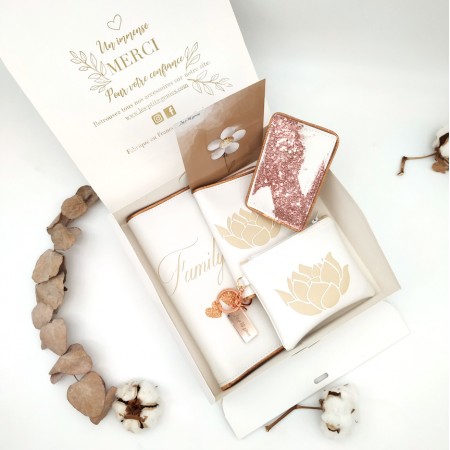 Box de Noël lotus, beige, rose gold et blanc en cuir végane ( 4 pièces)