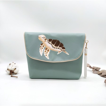 Trousse de toilette tortue, vert et beige, en cuir végane