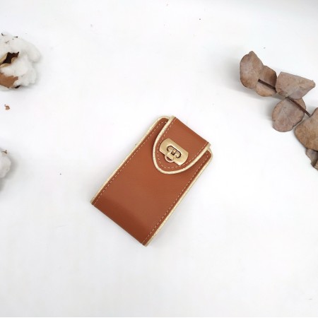 Porte cartes,  Ex voto marron en cuir végane